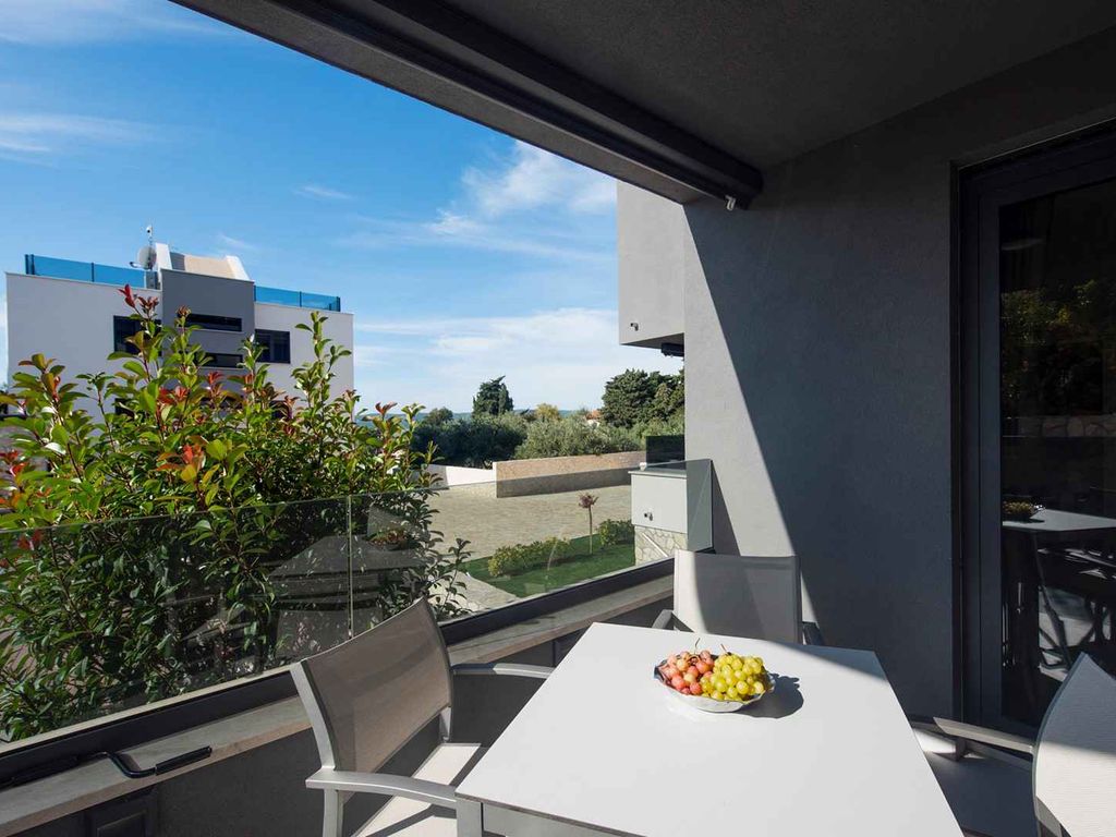 Ferienwohnung mit Pool und Klimaanlage