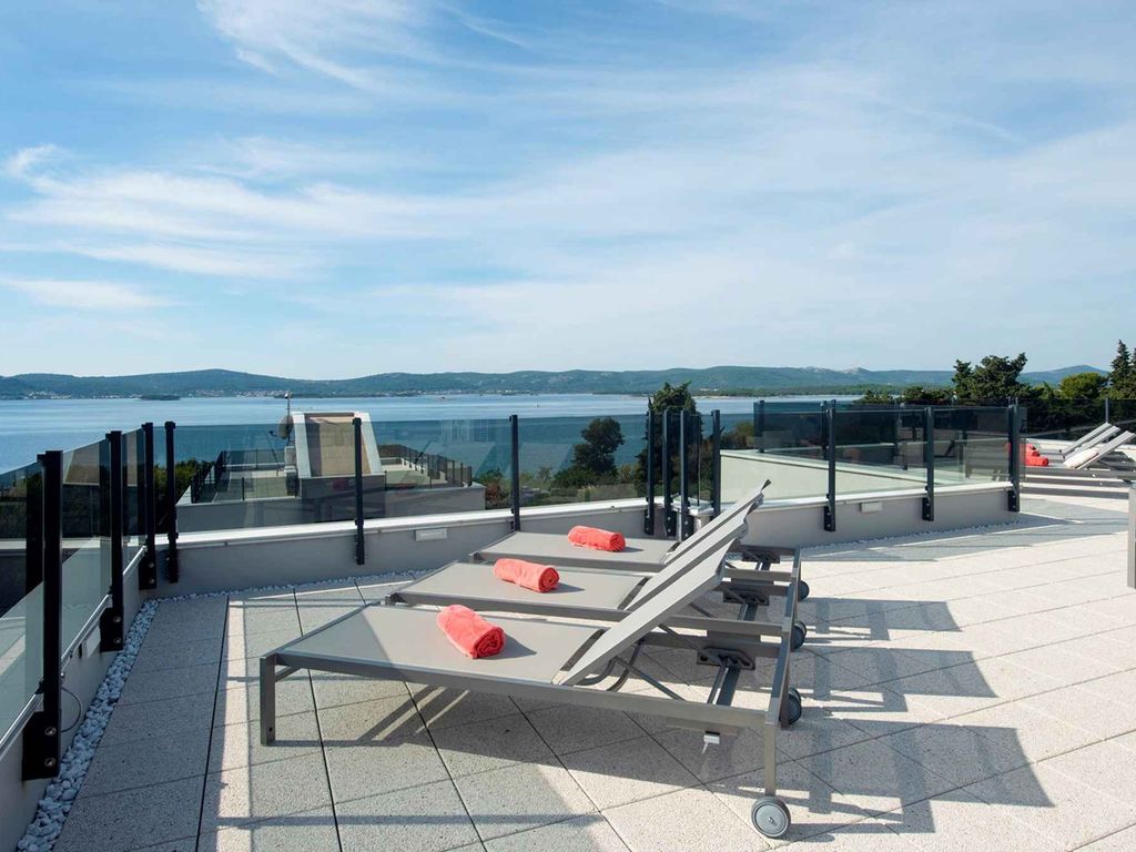 Ferienwohnung mit Pool und Klimaanlage