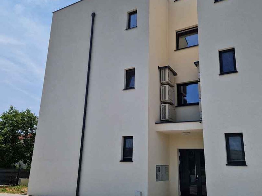 Ferienwohnung mit Whirlpool und Meerblick