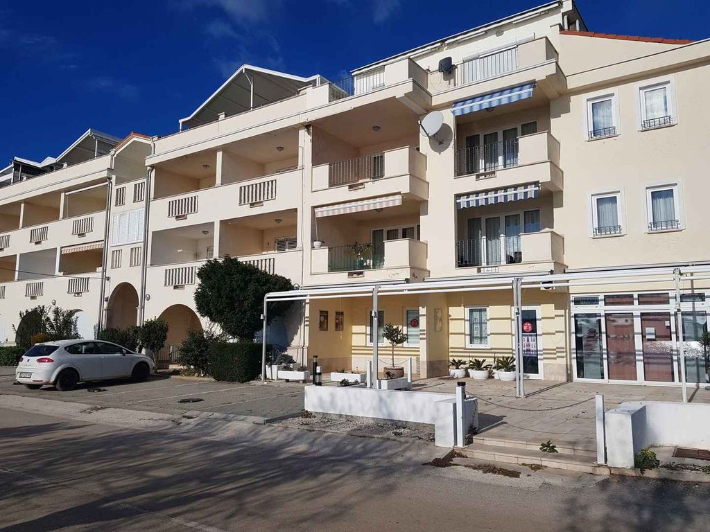 Ferienwohnung mit Terrasse und Klimaanlage