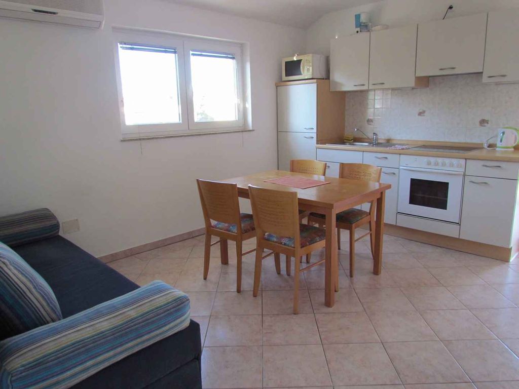 Ferienwohnung mit Balkon und Klimaanlage