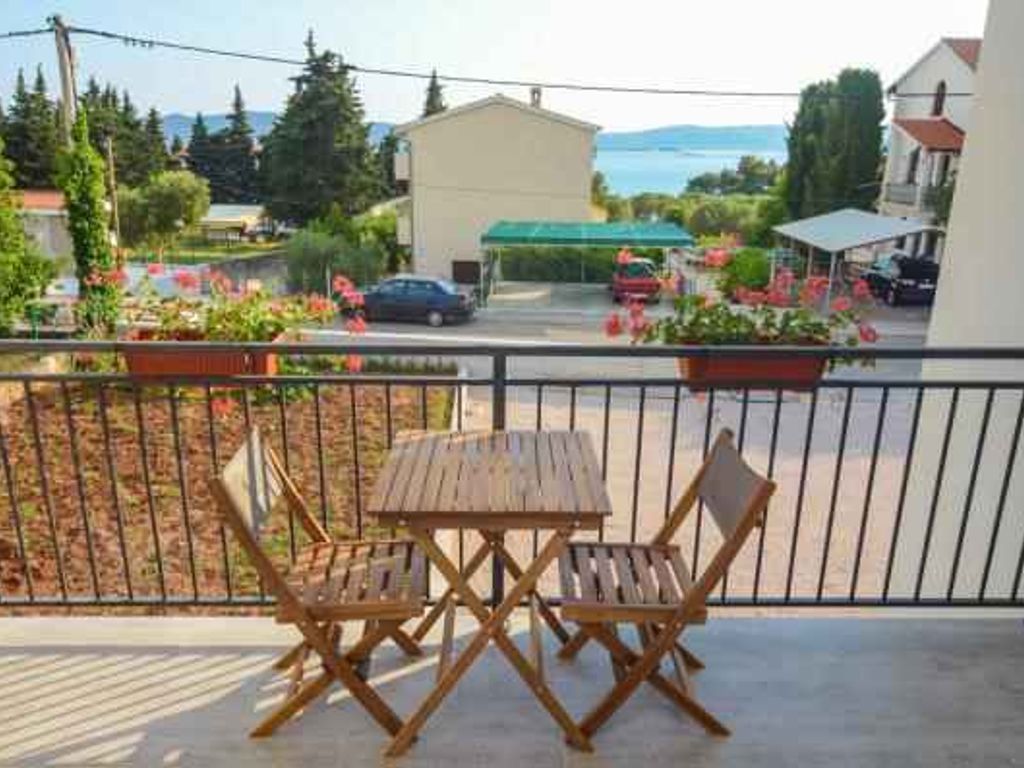 Studio mit Balkon und Klimaanlage