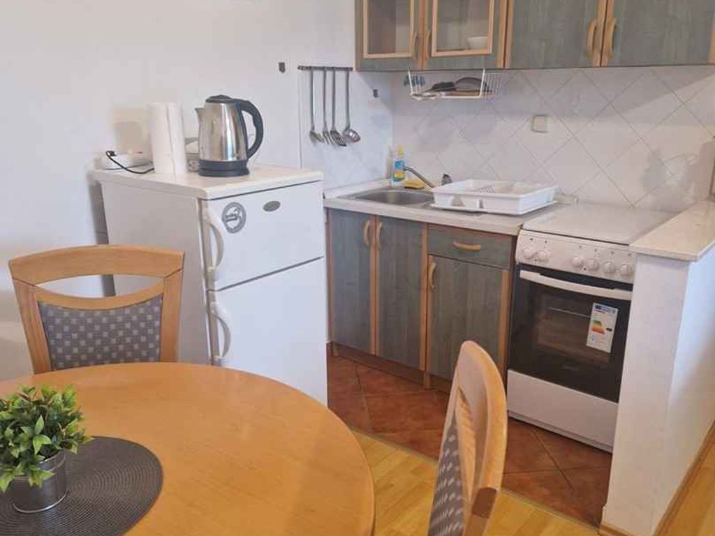 Ferienwohnung mit Balkon und Klimaanlage
