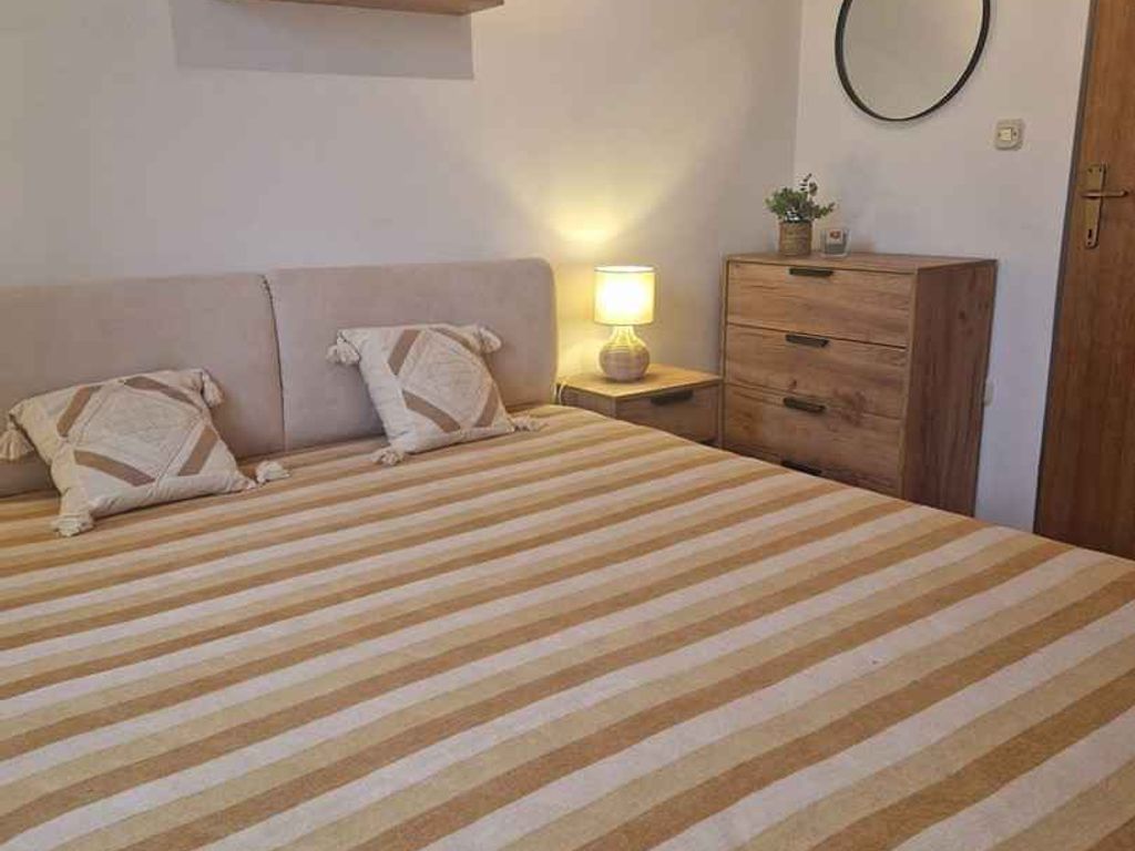 Ferienwohnung mit Balkon und Klimaanlage