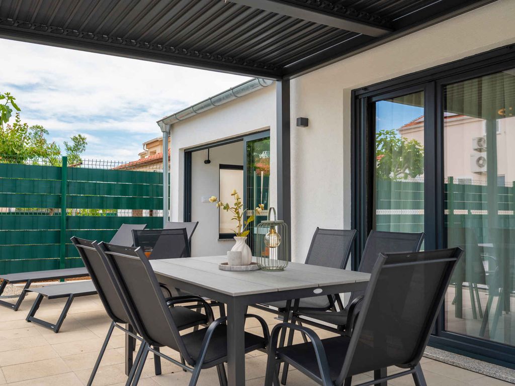 Ferienhaus mit Whirlpool, und Terrasse