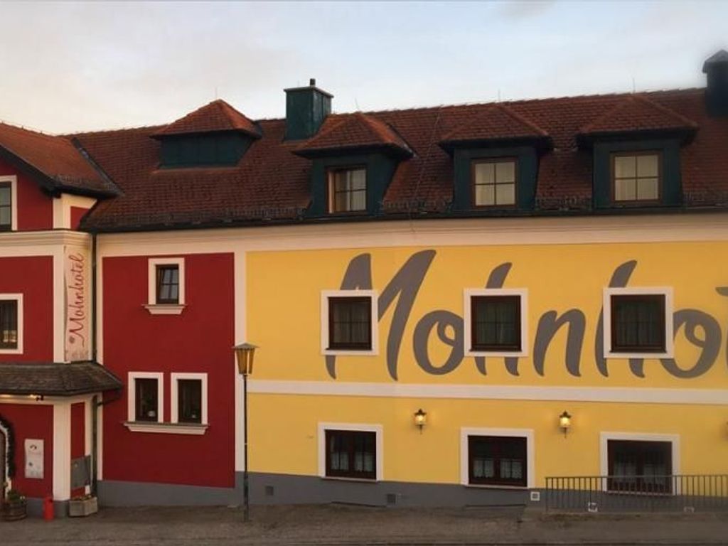 Bergwirt Schrammel & Mohnhotel