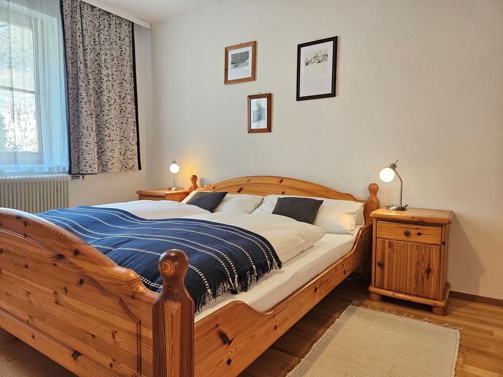 Großes Schlafzimmer