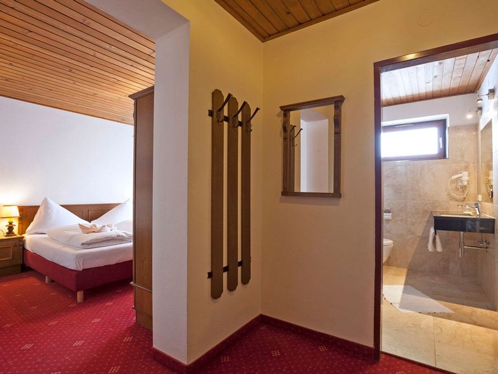 Doppelzimmer mit Balkon