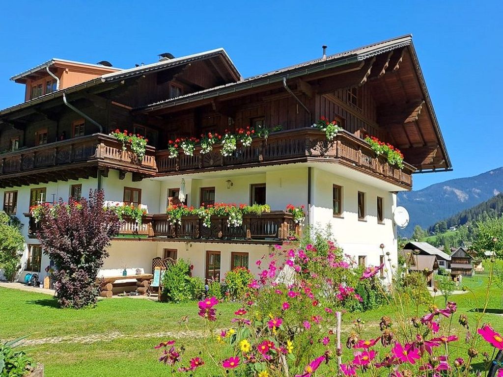Appartement Haus-Klammer