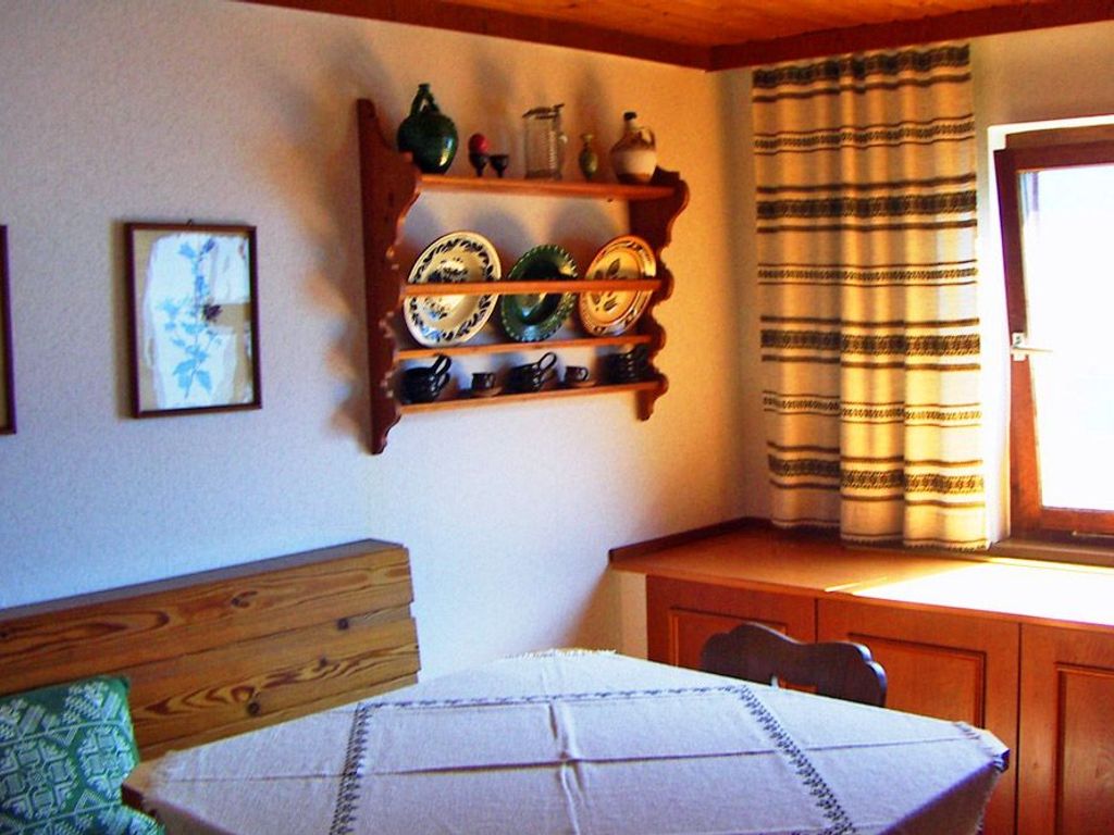 Ferienwohnung Wakolbinger, Essecke