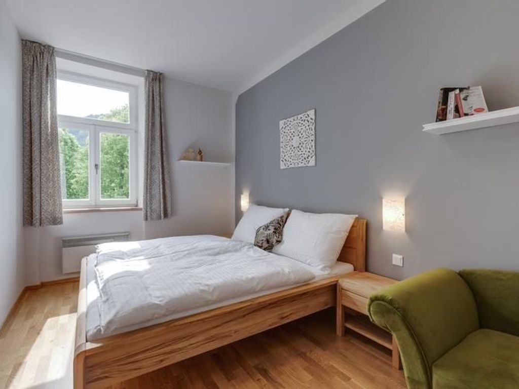 Herrenhaus See-Komfort mit Balkon und Seeblick