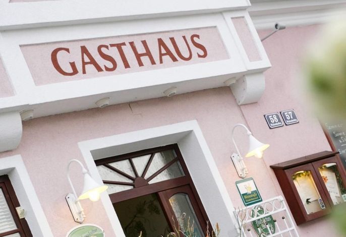 Gasthaus mit Gästehaus BSTEH