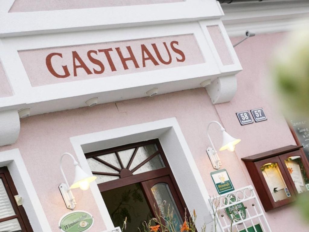Gasthaus mit Gästehaus