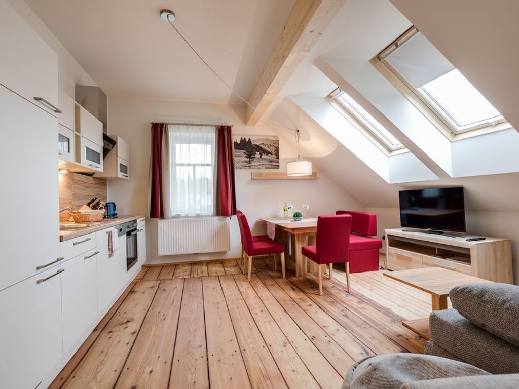 4er Appartement Familie - Wohn/Esszimmer