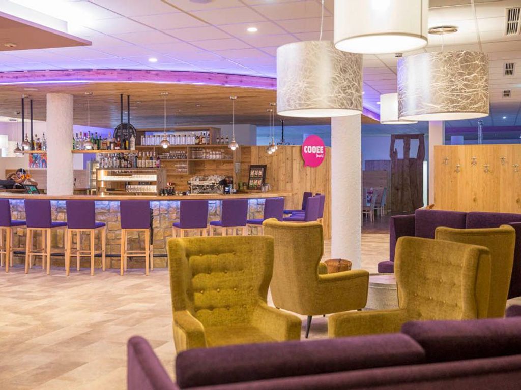 COOEE alpin Hotel Dachstein, Bar