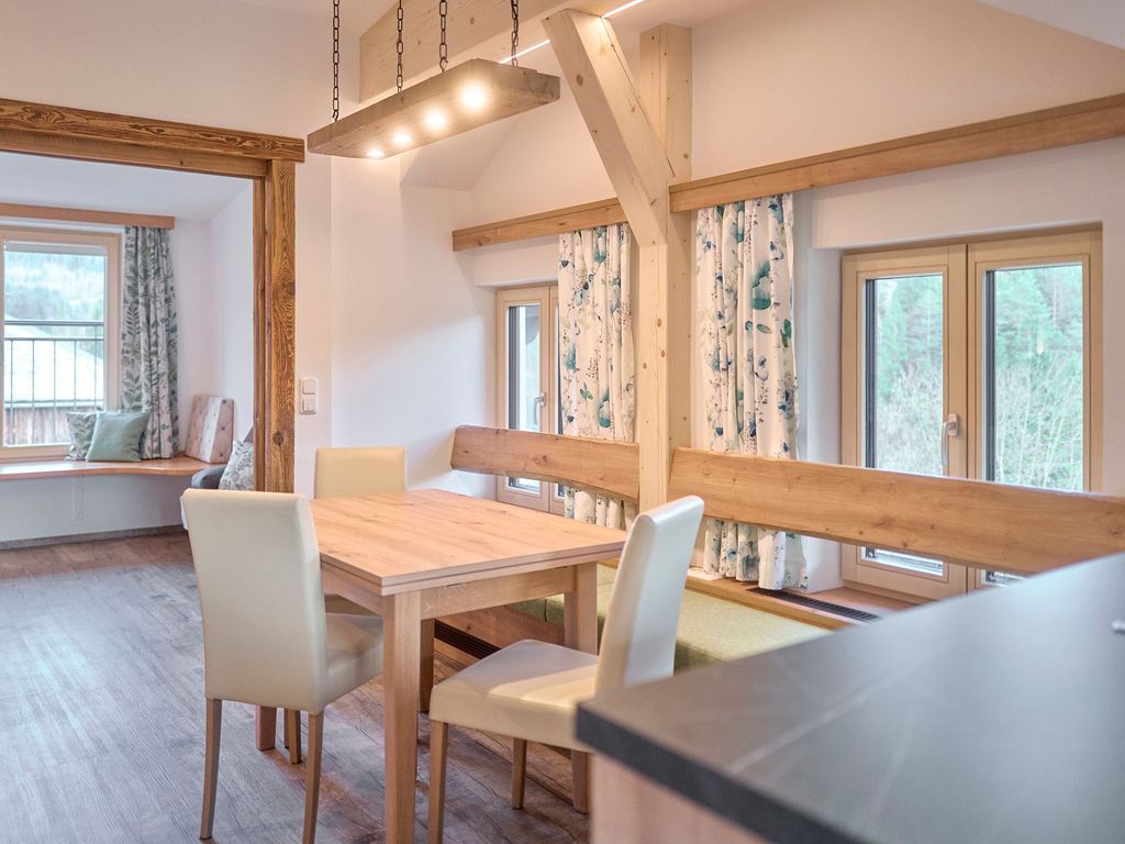 Großzügige gemütliche Wohnküche in unserer neuen Stallgucker - Wohnung