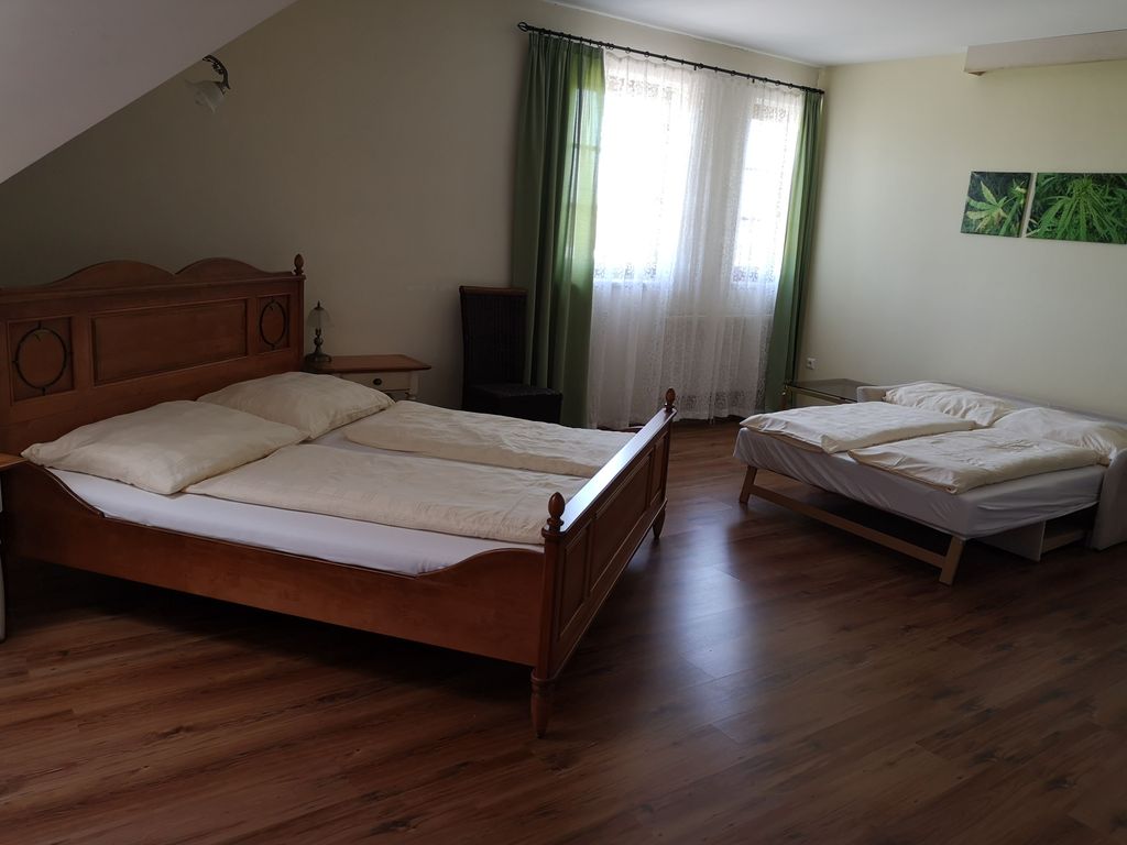 Doppelzimmer mit Zustellbett