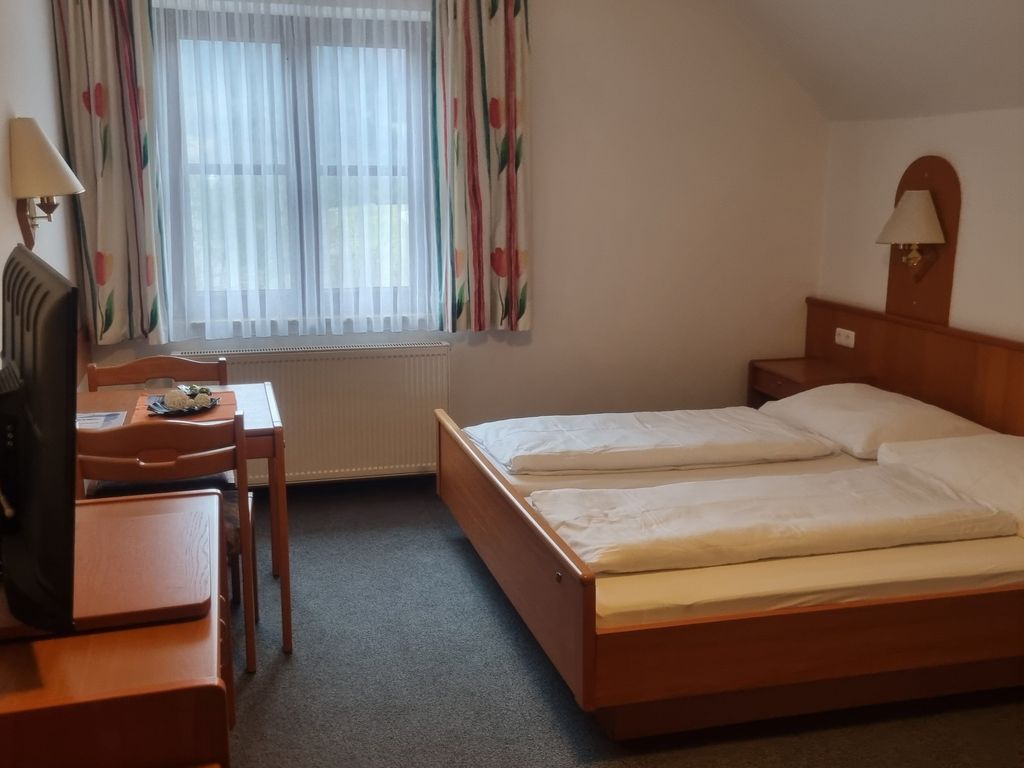 Zimmer 6