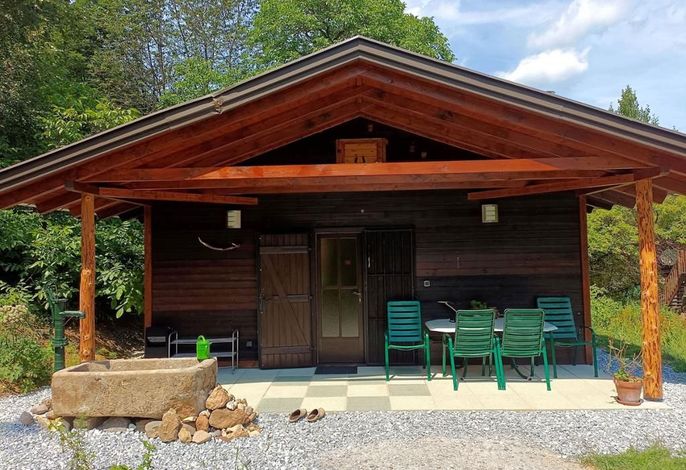 Berghütte mit Privatem Naturschwimmteich