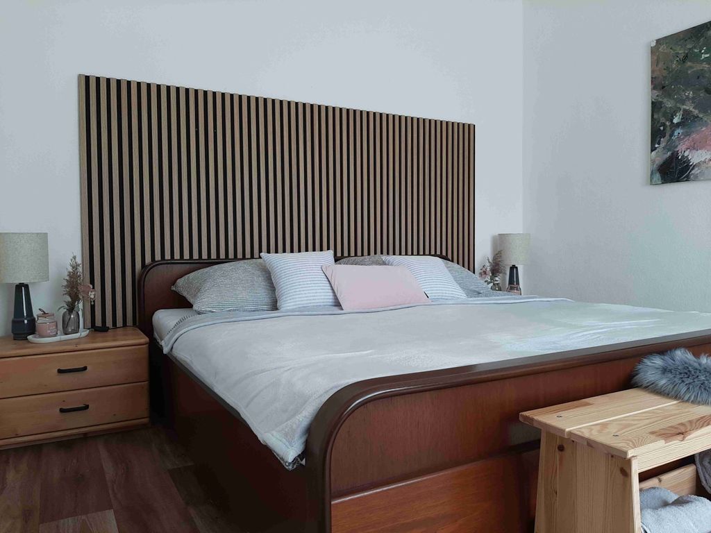 Schlafzimmer 1