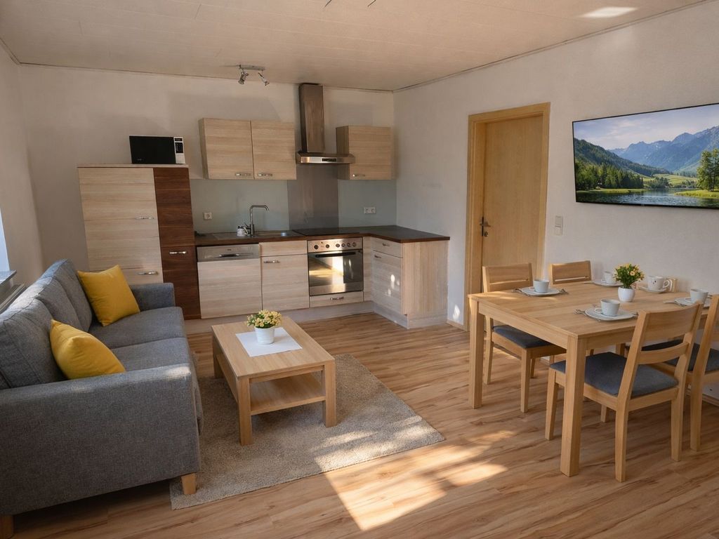 Wohnzimmer mit Küchenzeile