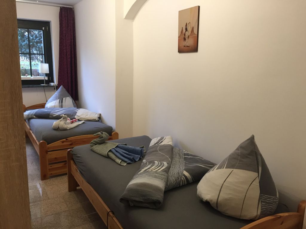 Schlafzimmer 2