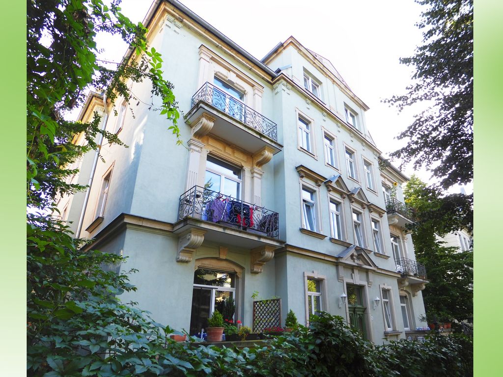 Typische Dresdner Mietvilla von 1896 - hier befindet sich die Wohnung