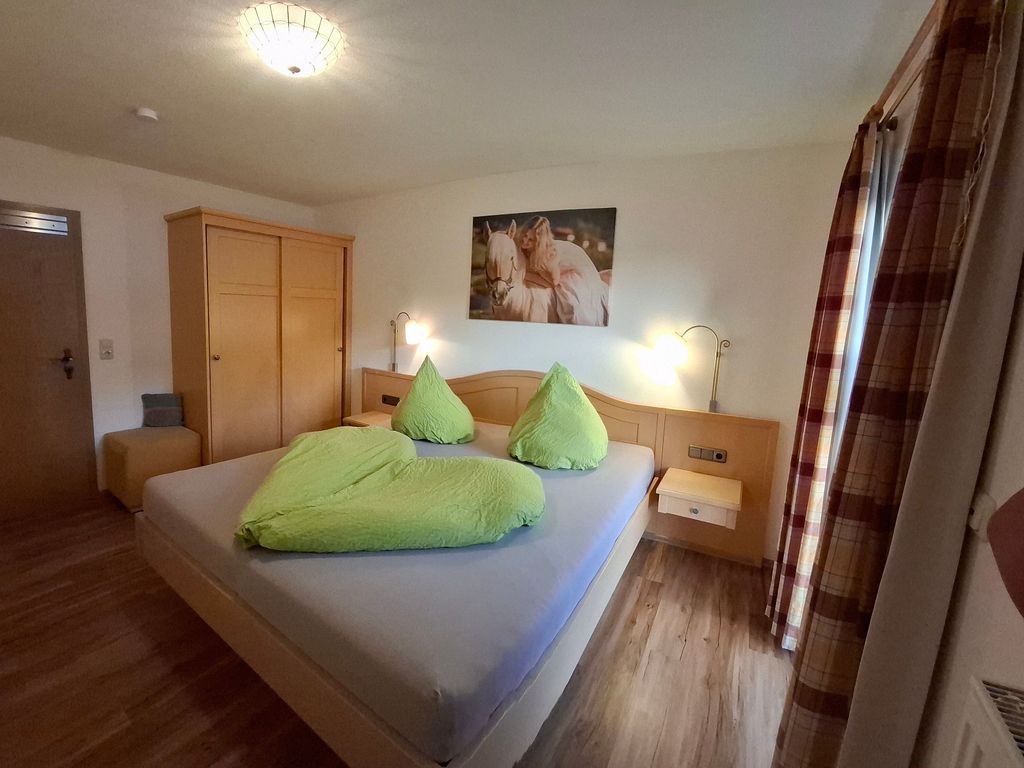 Wia Dahoam Schlafzimmer 1
