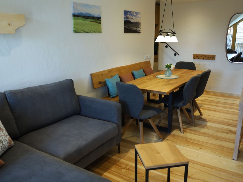 Wohnraum Wohnung Kleeblatt