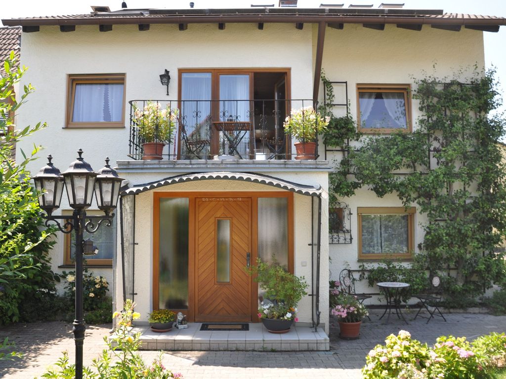 Hausansicht FeWo Hortensiengarten