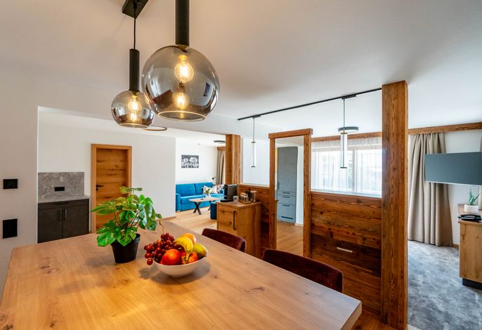 (2) Suite Gamsbock, 1. OG mit Balkon zum Garten, 63 qm