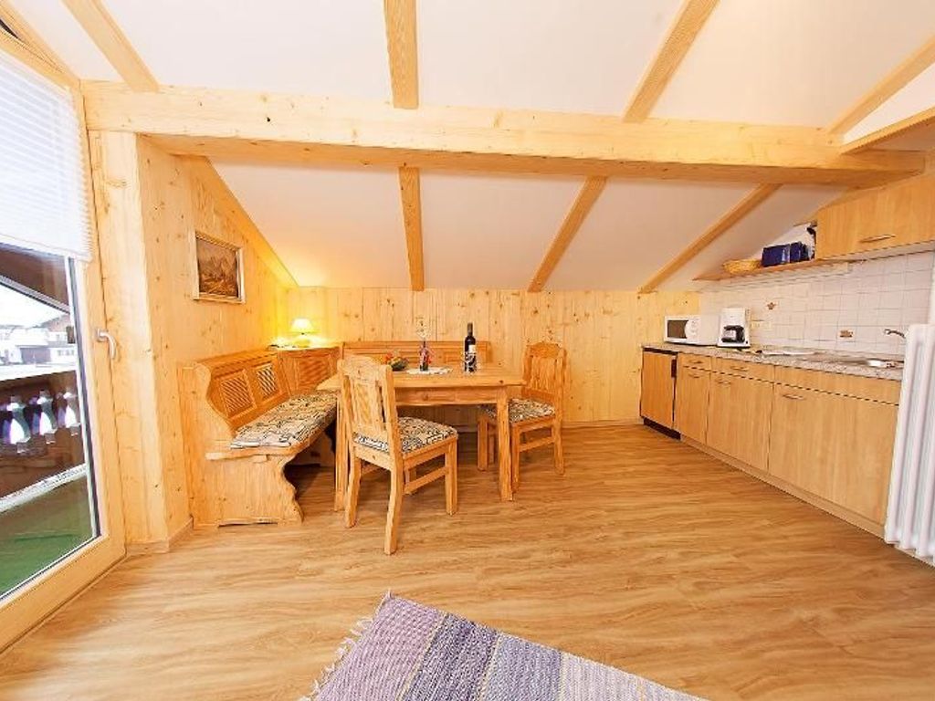 unsere  Wohnung 4