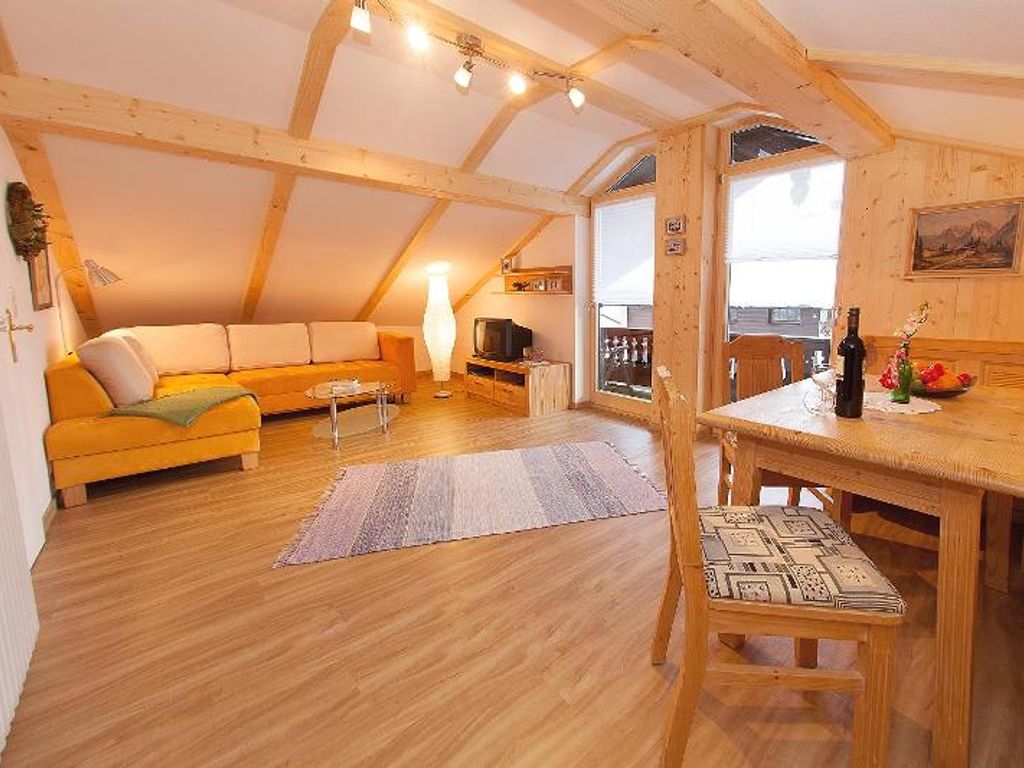 unsere  Wohnung 4