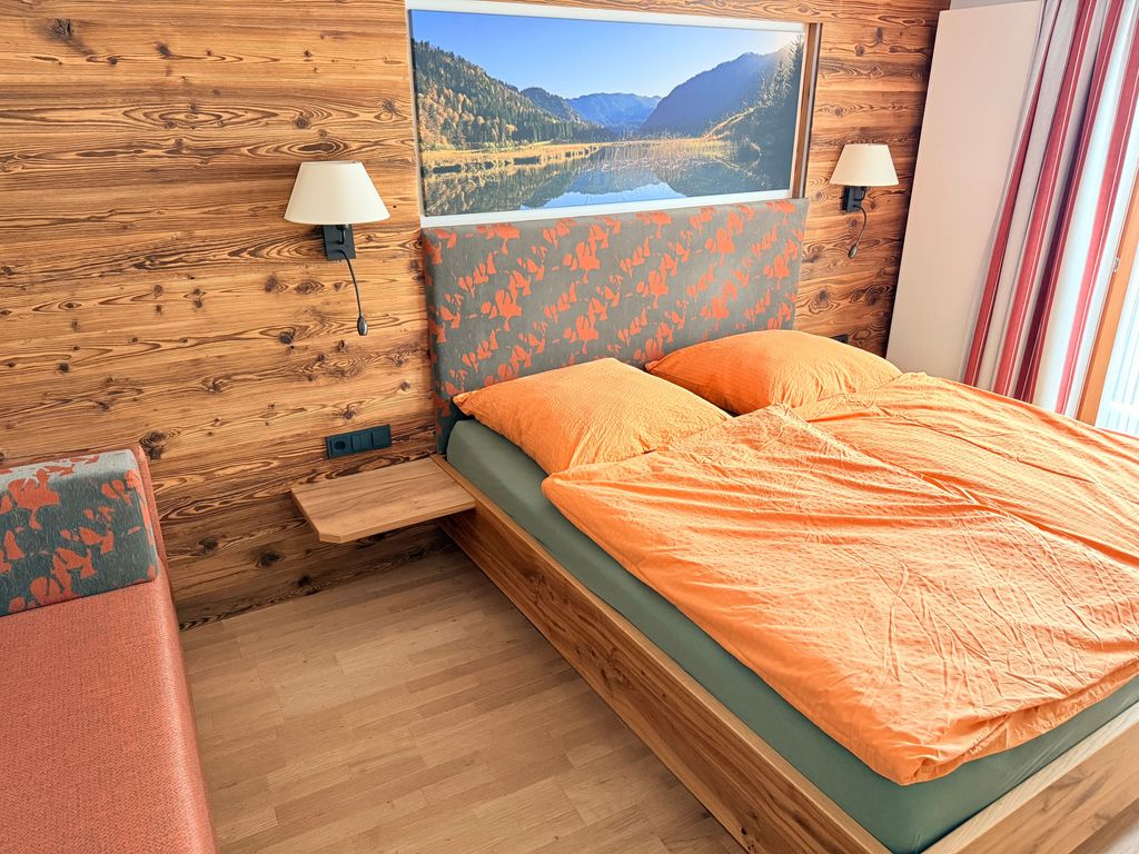 Wohlfühlatmosphäre im Dreibettzimmer "Scheues Reh"