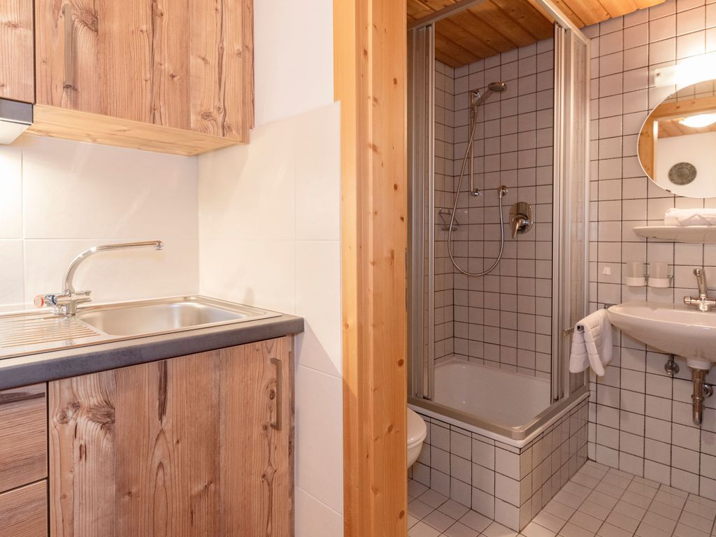 Steinplatte Nr. 3 - 1 Person Appartement