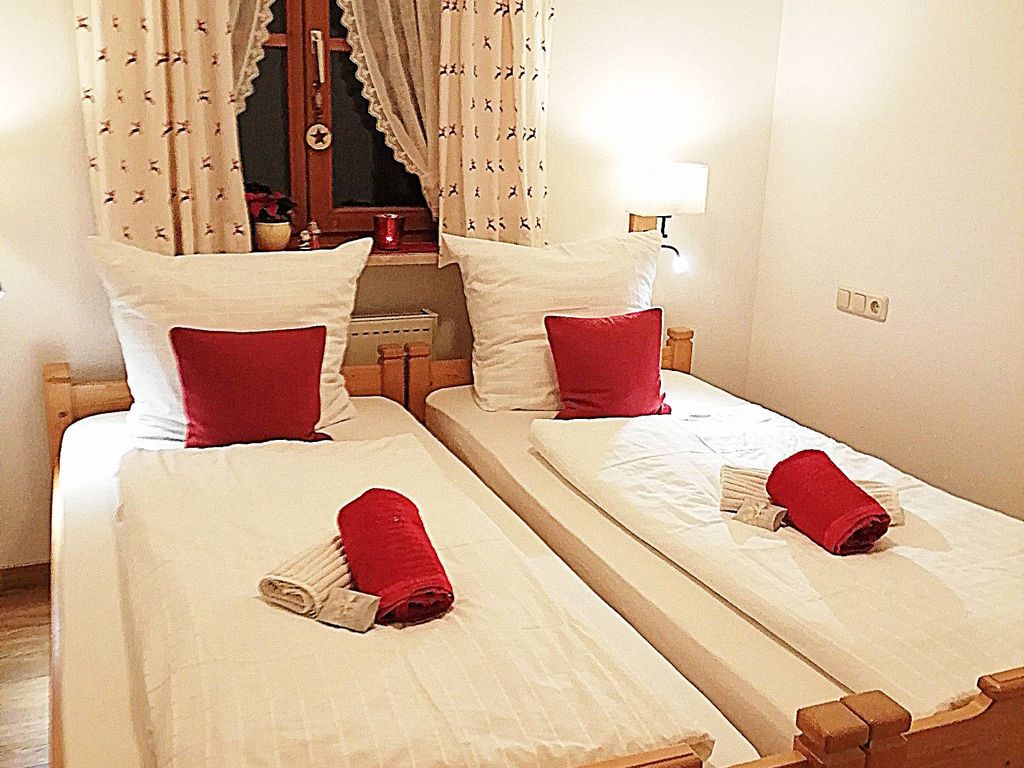 Schlafzimmer mit trennbaren Betten