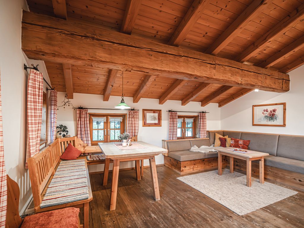 Esstisch