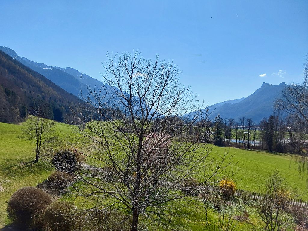 Ausblick Richtung Aschau i.Chiemgau und Badeplatz
