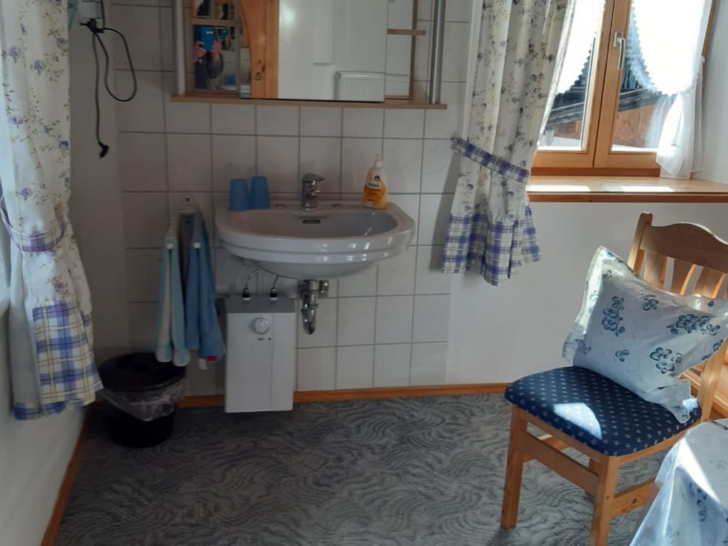 Doppelbettzimmer 2
