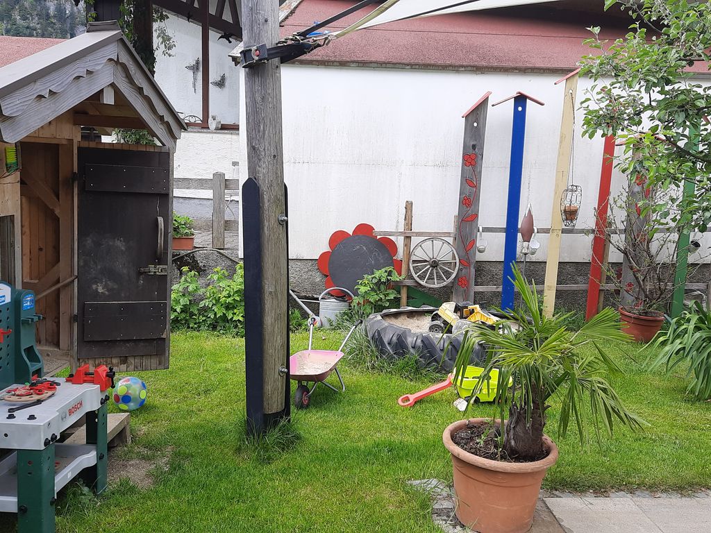 Outdoorspielplatz für Kinder