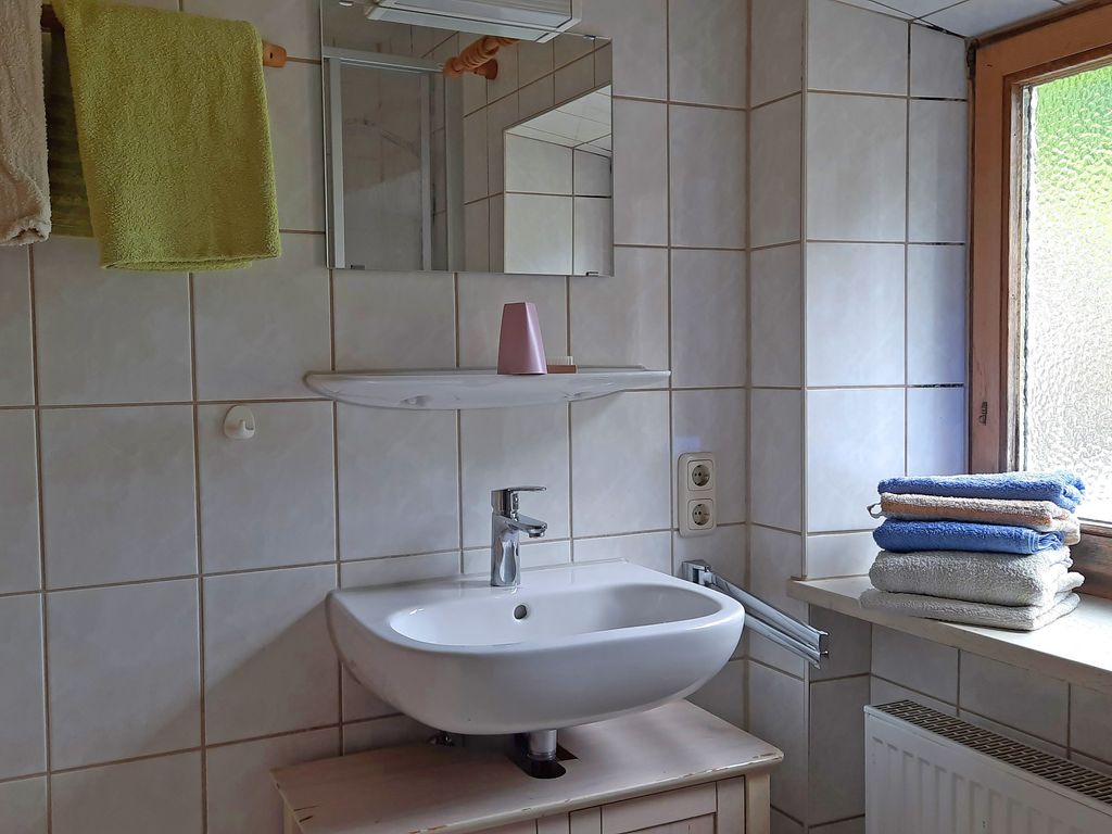 Doppelzimmer Hauskammer Dusche und WC