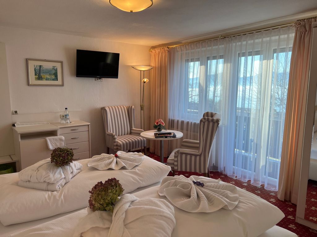 Doppelzimmer Seeseite B - Balkon - Wohnbeispiel