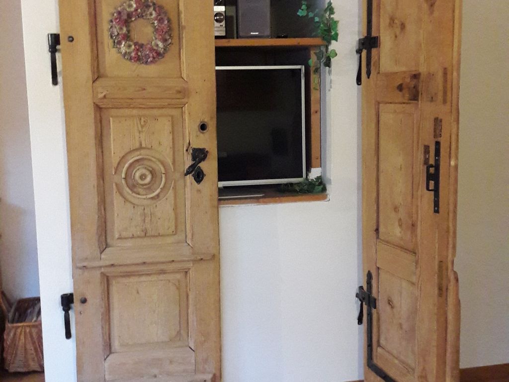 TV Schrank