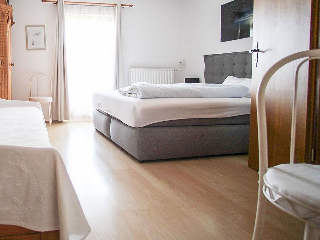 Dreibettzimmer