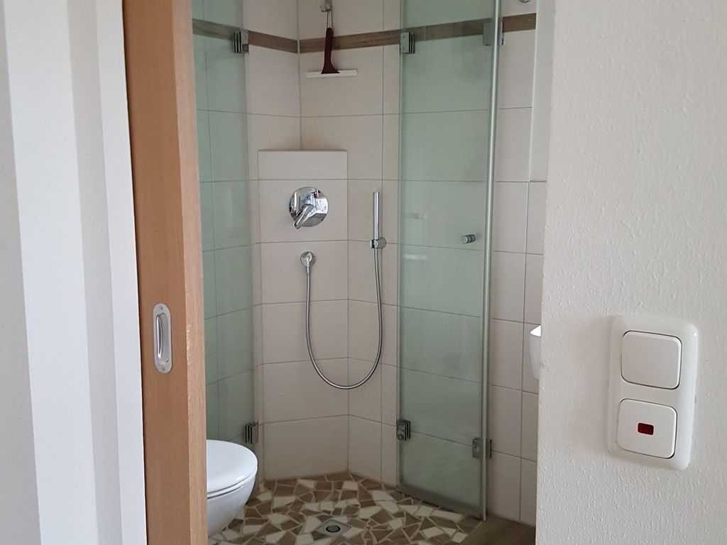 2. DU/WC
