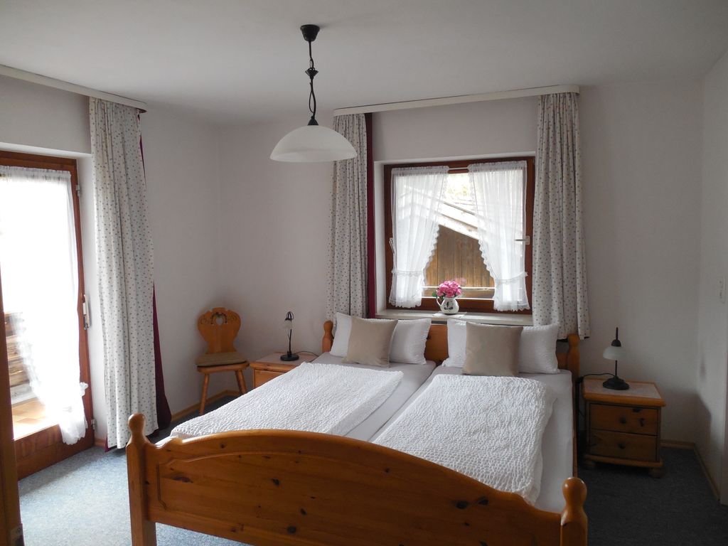 Schlafzimmer Nr. 1