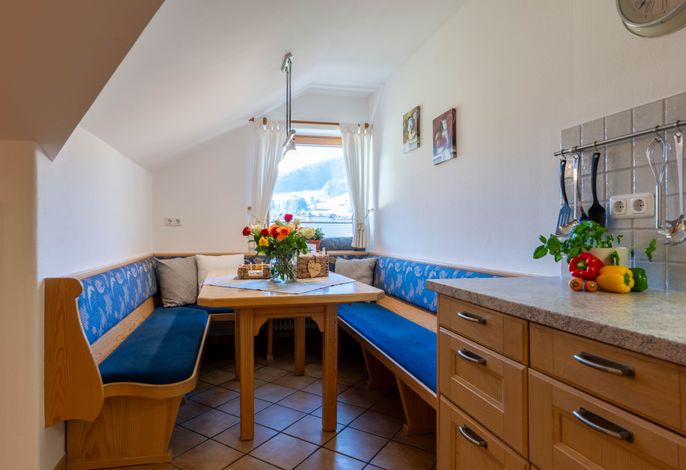 Ferienwohnung Westernberg 90 qm, Balkon, Küche, 2 Schlaf- und 1 Wohnzimmer, max 4 Pers, WLAN