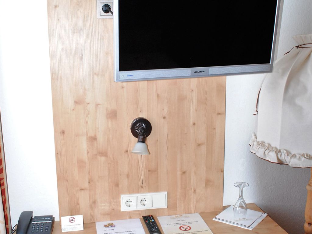 Einzelzimmer TV