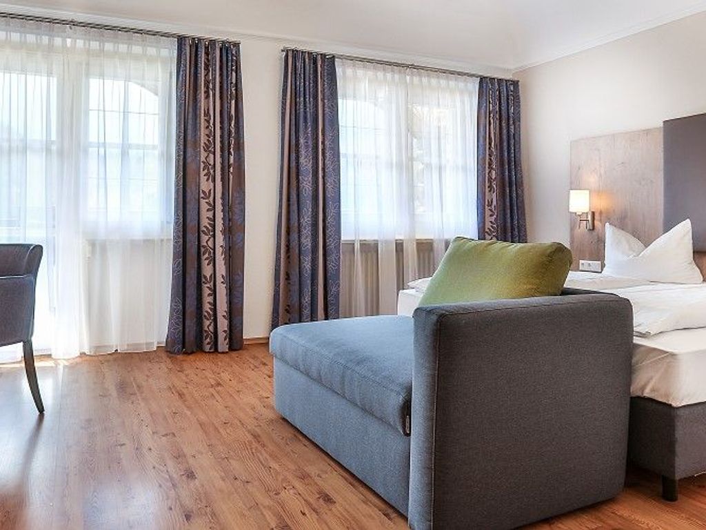 Doppelzimmer mit Seeblick