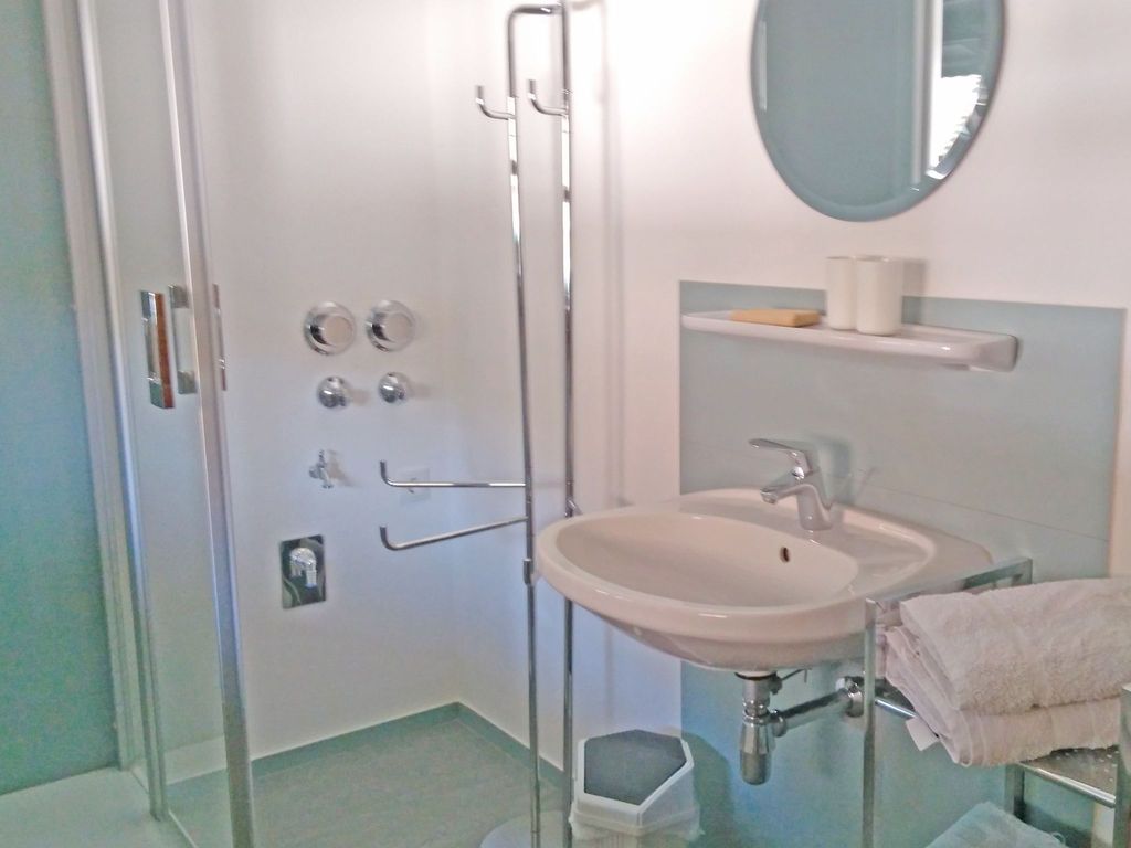 Badezimmer Bild 1